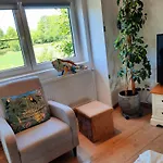 Vakantiehuis Entre Deux O A Lixhe,vise Belgique *