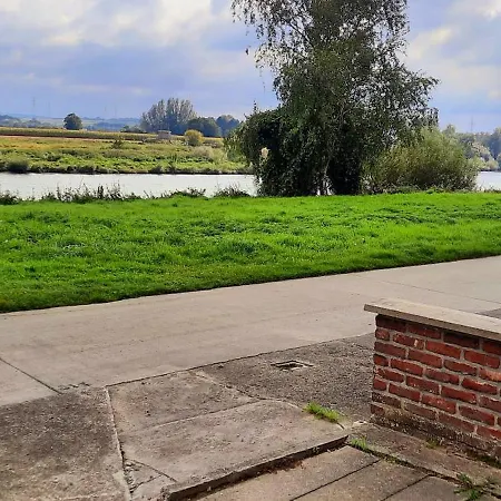 Entre Deux O A Lixhe,vise Belgique Ferienhaus *