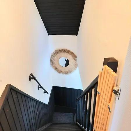 Entre Deux O A Lixhe,vise Belgique Holiday home *